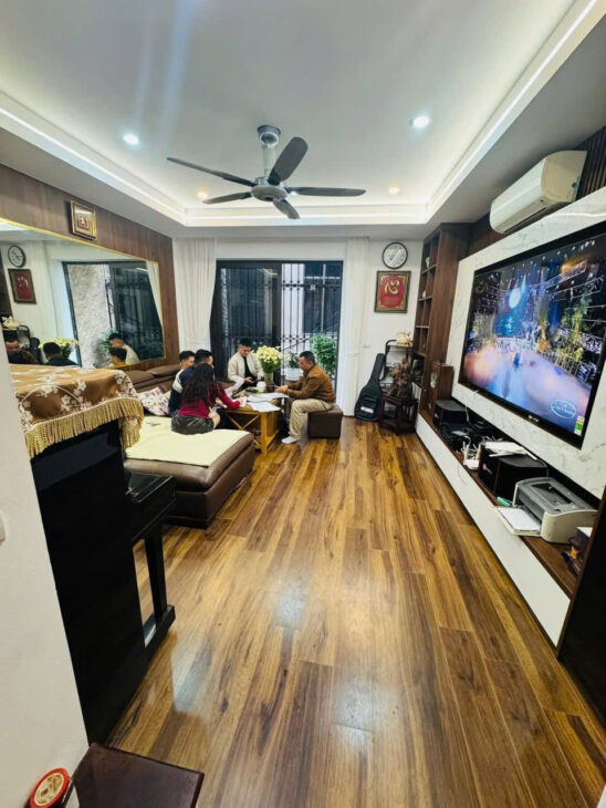 1 NHÀ RA PHỐ BẠCH MAI – GẦN CÔNG VIÊN TUỔI TRẺ – Bạch Mai 40m. 6 tầng, mặt tiền 3.6m nhỉnh 9 tỷ