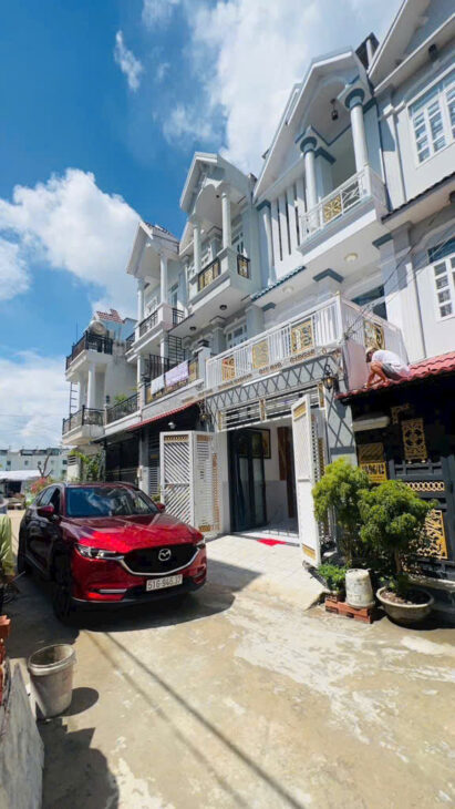 ⭐️ BÁN NHÀ PHỐ MỚI 3 TẦNG – ĐƯỜNG XE HƠI 7 M – THÔNG THOÁNG HAI CHIỀU – TT NHÀ BÈ – LIỀN KỀ Q7 –