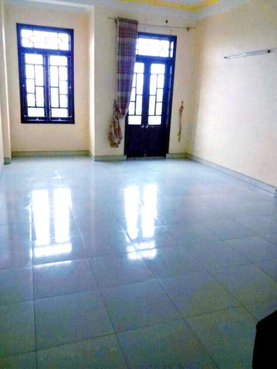 NHÀ ĐẸP – GIÁ TỐT –CẦN BÁN NHÀ MẶT TIỀN số 83 Phạm Ngọc Thạch, Phường Lộc Hạ, TP.Nam Định, Nam Định