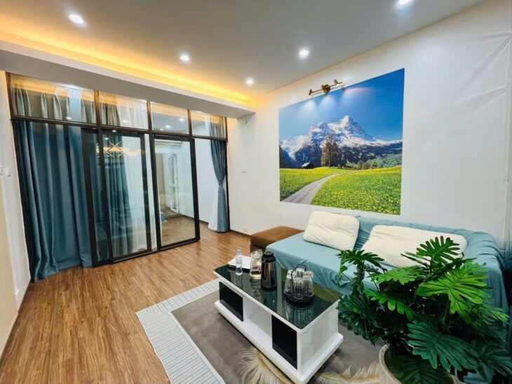 tập thể quân đội hoàng quốc việt 110m 4 ngủ,2 thoáng,ô tô đỗ cửa giá 5,45 tỷ