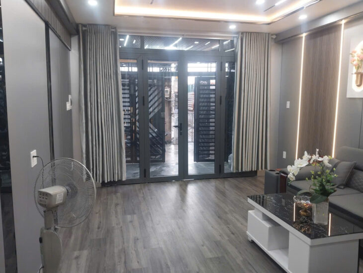 NHÀ MẶT TIỀN HẺM XE HƠI – HẺM 1806 HUỲNH TẤN PHÁT, NHÀ BÈ 🌿 💰 Giá bán: 5 tỷ 850 triệu (thương