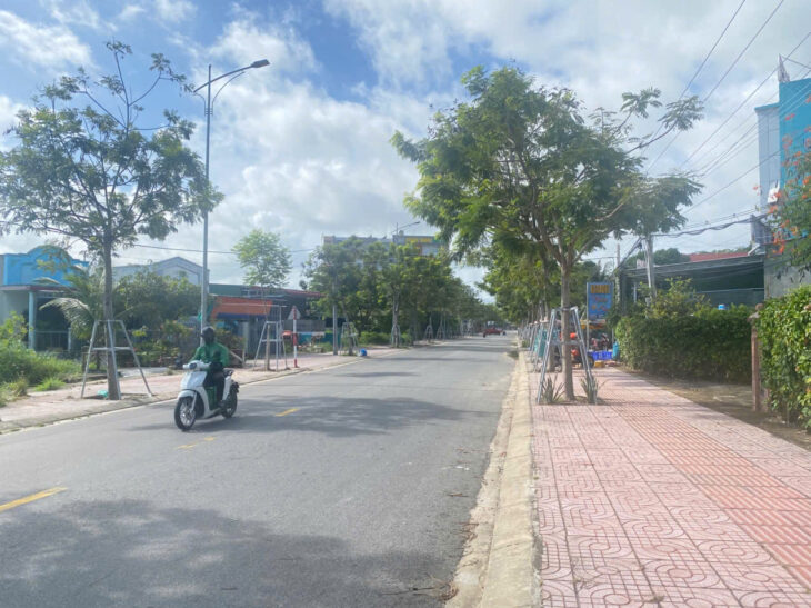 Bán 6m x 26m Đường Nguyễn Trường Tộ, Tân Thiện, LaGi giá đầu tư