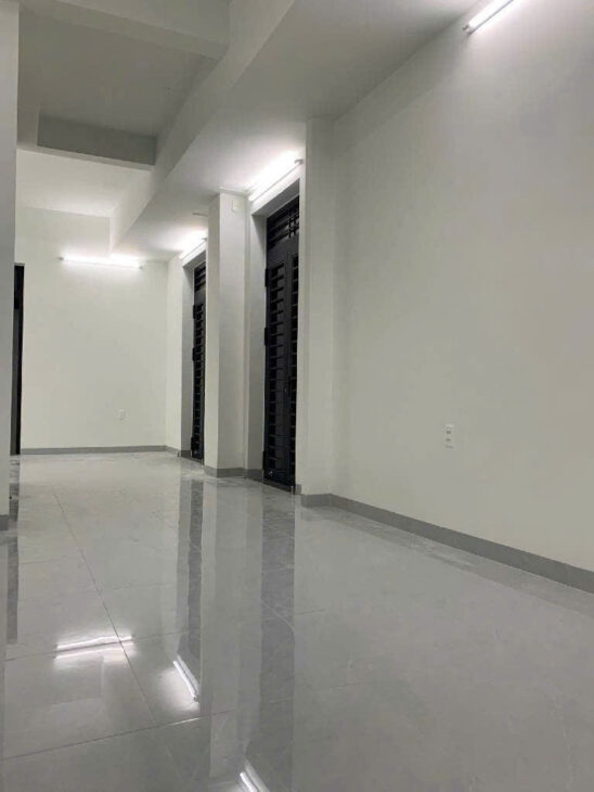 Hiếm Quận 2 Nhà 3 tầng đẹp hẻm xe hơi 7m 5,xty,đường số 6,Bình Trưng Đông