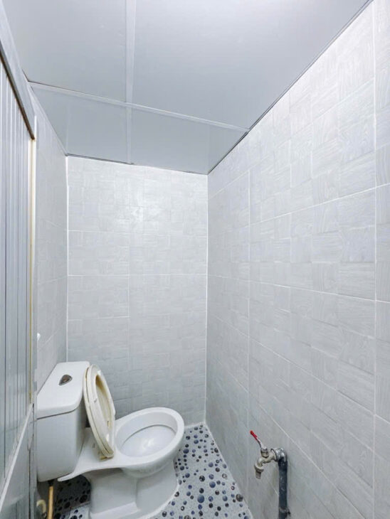 Bán Nhà Hoàng Diệu Q.4, 1 Trệt, 2 lầu, Cách MT Hoàng Diệu 20m, Giá Nhỉnh 3 Tỷ.