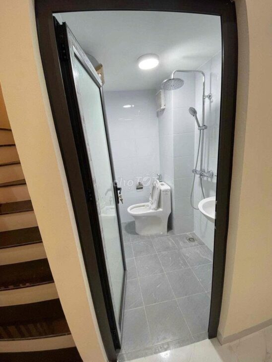 NHÀ CHÍNH CHỦ – GIÁ TỐT Vị Trí SIÊU HÓT – Nghĩa Dũng, Phường Phúc Xá, Quận Ba Đình, Hà Nội