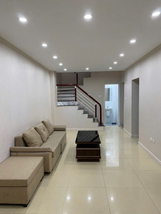 ĐẤT VÀNG BA ĐÌNH – GẦN OTO – 2 BƯỚC RA CHỢ, NHIỀU TIỆN ÍCH – NHÀ MỚI Ở LUÔN 50m, 4 T, nhỉnh 7 tỷ