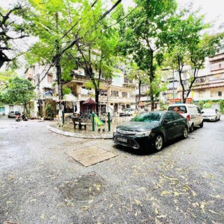 bán tập thể bắc nghĩa tân DT 60m 2 ngủ chỉ 4,080 tỷ,full nội thất,2 thoáng,ô tô đỗ cửa