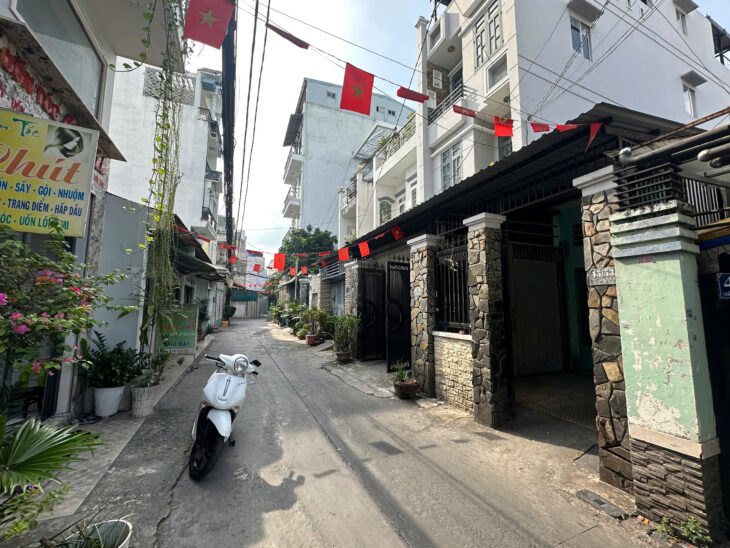 (Tin thật 100%) Bán đất tặng nhà 51m2 tại hẻm 45 Trần Thái Tông – HXH 5m – GPXD 6 lầu xây CHDV