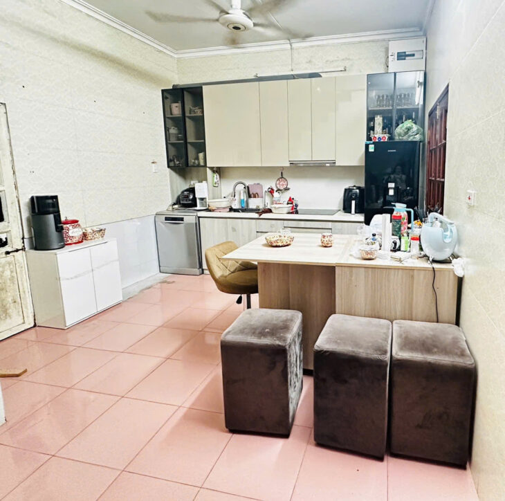 Cực hiếm chính chủ cần bán nhà Phố Trần Cung Cổ Nhuế diện tích 37m x 4 tầng mặt tiền 4 m giá bán