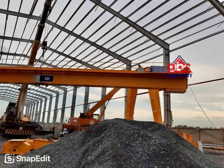 XTLT Nhà Xưởng sản xuất khung thép tiền chế, có sẵn cầu trục, trạm điện lớn