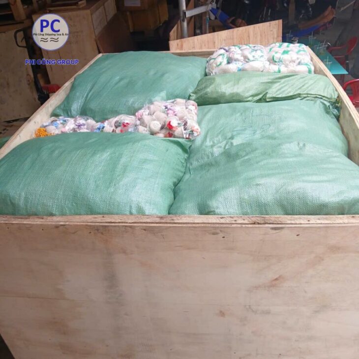 GỬI ĐỒ THỦ CÔNG MỸ NGHỆ VN RA NƯỚC NGOÀI