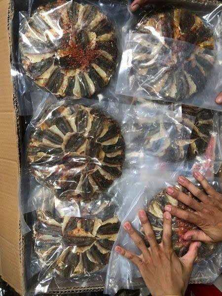 DỊCH VỤ GỬI THỰC PHẨM KHÔ ĐI NƯỚC NGOÀI UY TÍN, NHANH CHÓNG TẠI LONG HƯNG PHÁT EXPRESS