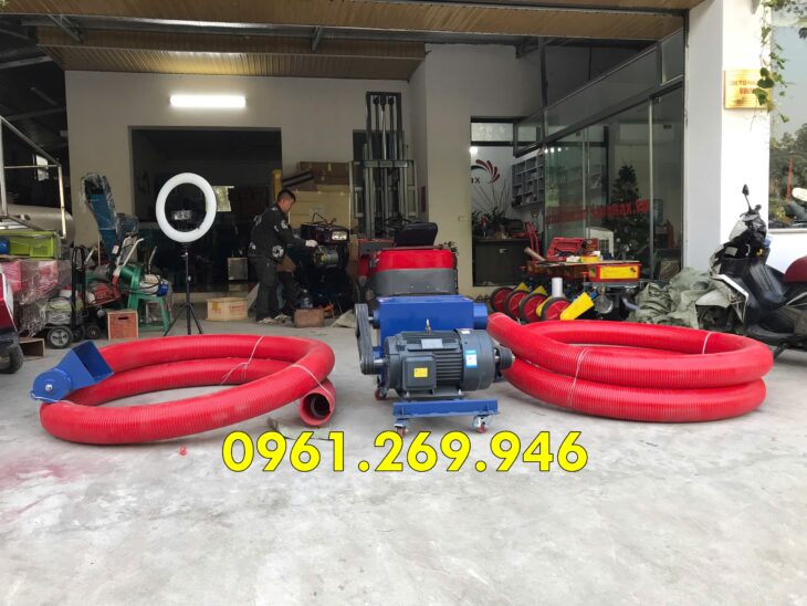 Máy Hút Nông Sản 2 Đầu Ống 20m – Giải Pháp Vận Chuyển Nguyên Liệu Nhanh Chóng, Tiết Kiệm Nhân Công