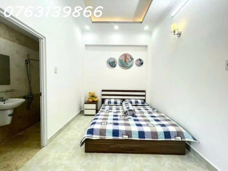 GIÁ 5.x TỶ- HUỲNH TẤN PHÁT- GẦN HOÀNG QUỐC VIỆT- BÁN NHÀ MỚI 3 TẦNG- DT 4.2 x 12.5- XE HƠI ĐỖ CỬA-