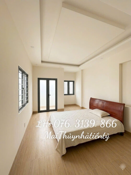 GIẢM 300TRIEU- CÒN 8. x TỶ- QUẬN 7- CĂN HỘ DỊCH VỤ- LÔ GÓC- DT 5.5 x 19 – GẦN CHỢ TÂN THUẬN.