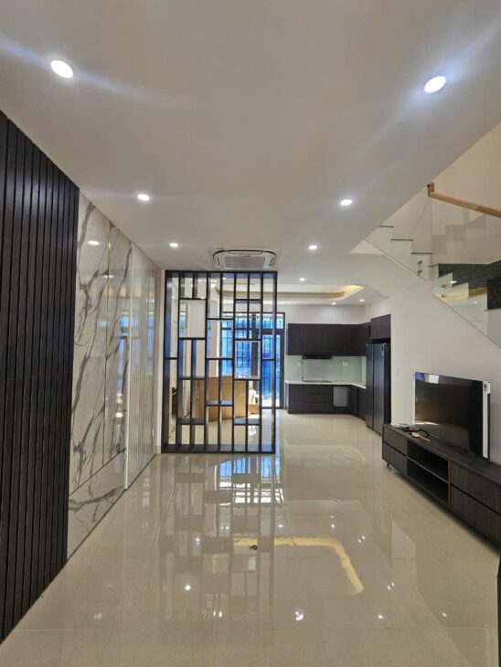 Nhà đất cho thuê Elite Life 270m2, 3PN 4WC, Long Hậu, Cần Giuộc, Long An