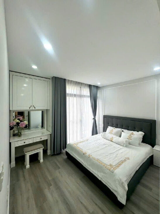 SIÊU PHẨM CĂN HỘ PHÚ MỸ HƯNG – ĐỐI DIỆN TRƯỜNG ĐINH THIỆN LÝ – DT 95M2 – GIÁ 9. x TỶ.