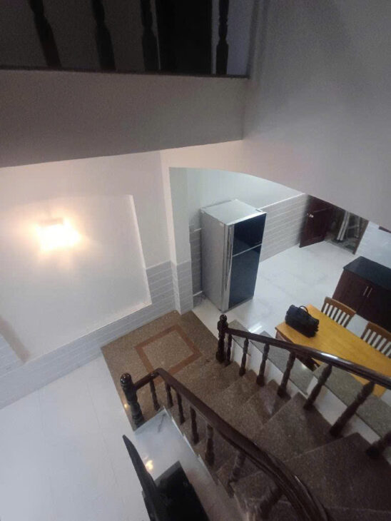 CHỈ 4 TỶ HƠN- BÁN NHÀ QUẬN 7– GẦN NGÃ 4 NGUYỄN THỊ THẬP– DT 4.1×14– 3PN– SHR.