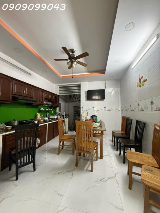 MẶT TIỀN CHỢ – TRƯỜNG CHINH – 5 TẦNG – DÒNG TIỀN 20TR/THÁNG