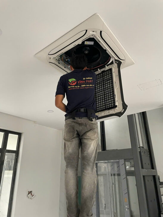 VĨNH PHÁT bán với giá đại lý cho Điều hòa âm trần LG Inverter thấp nhất