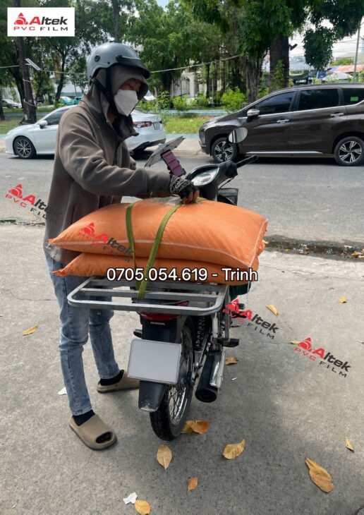 Sẵn hàng vài chục tấn hạt nhựa màu đen màu xám, liên hệ Trinh Altek