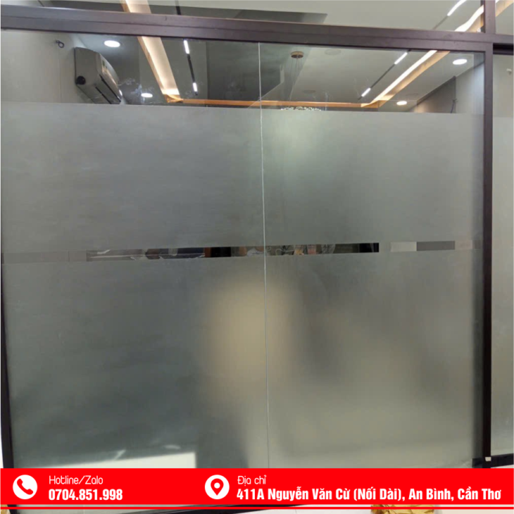 THI CÔNG DECAL KÍNH MỜ TẠI CẦN THƠ