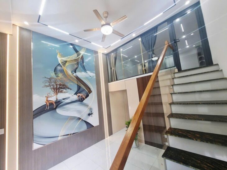 HƠN 4 TỶ CÓ NGAY NHÀ HẺM XE HƠI NGAY COOPMART PHAN VĂN HỚN!