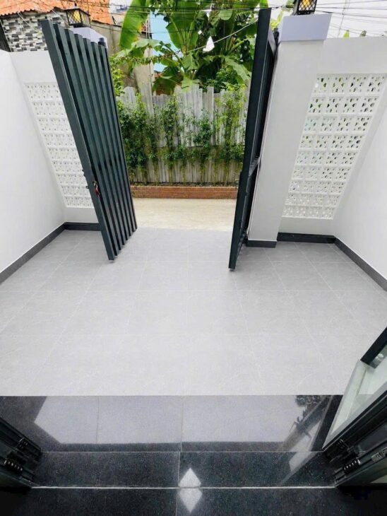 Chợ Bà Điểm , Khu Vực Trung Tâm Cách Phan Văn Hớn 100m