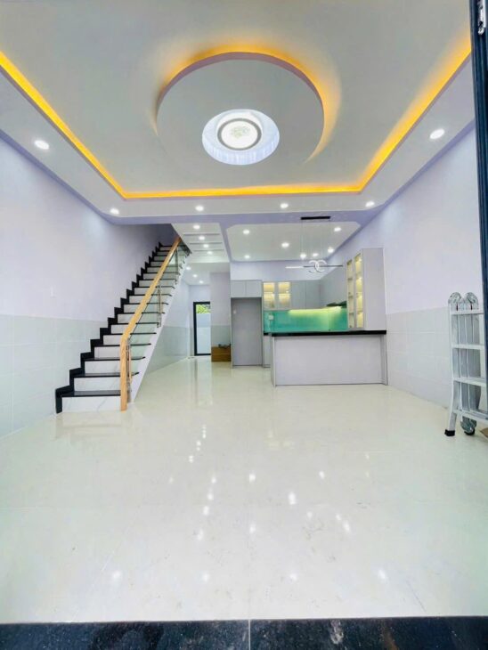 Chợ Bà Điểm , Khu Vực Trung Tâm Cách Phan Văn Hớn 100m