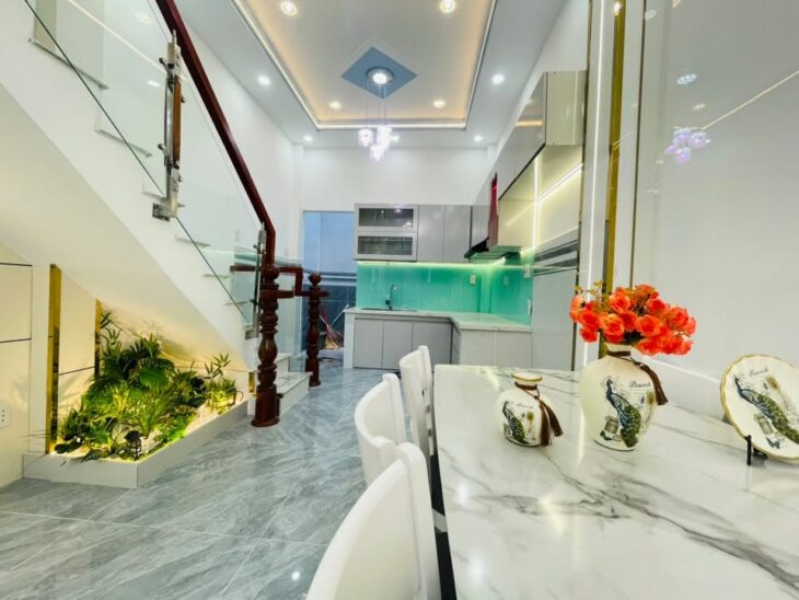 BÁN NHÀ 4 TẦNG HẺM 4M HƯNG PHÚ, P. CHÁNH HƯNG – FULL NỘI THẤT – NHỈNH 9 TỶ