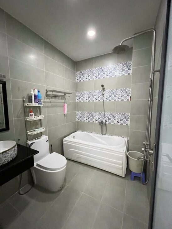 bán nhà gấp chủ định cư nước ngoài cần bán nhà p chánh hưng quân8 vía tài lọc cưc hiếm