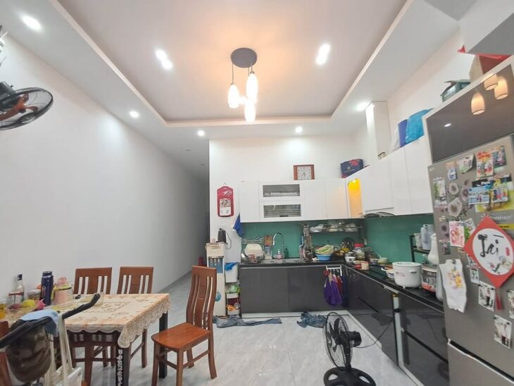 KHÔNG PHẢI CĂN MẶT TIỀN NÀO CŨNG ĐÁNG MUA! Nhưng căn này có vài điểm khá đáng chú ý