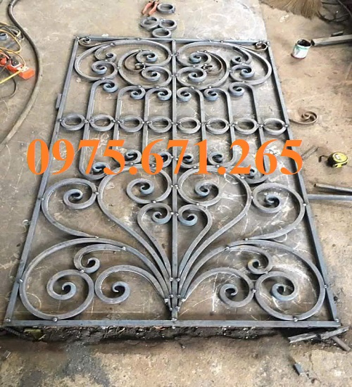 Xưởng xếp bộ sắt mỹ thuật theo mẫu, nhận đơn số lượng lớn