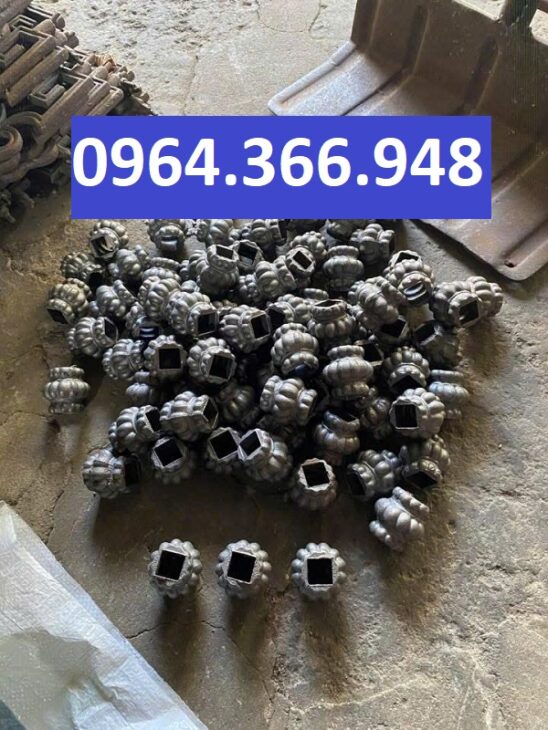 Ổ gang trang trí cho cổng sắt mỹ thuật