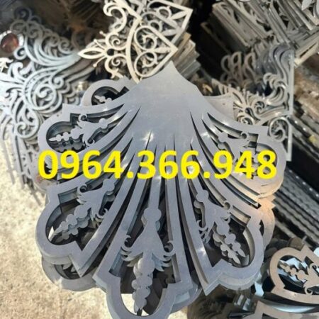 Góc hoa CNC – Điểm nhấn đắt giá cho mái kính nghệ thuật