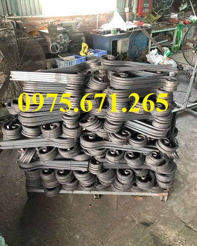 Phân phối hoa văn sắt uốn số lượng lớn, nhận giao hàng toàn quốc