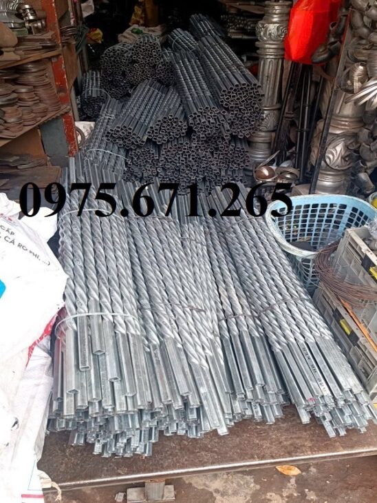 Sắt xoắn uốn mỹ thuật cho cổng và hàng rào