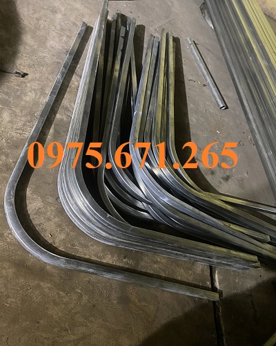 Cung cấp góc bo mái kính cho xưởng cơ khí